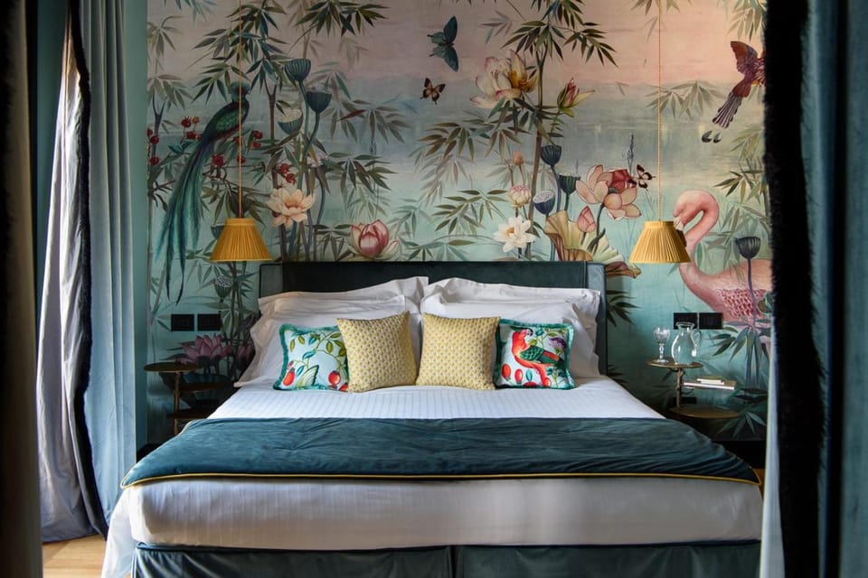 Velona's Jungle Luxury Suites Bed and Breakfast in Florence