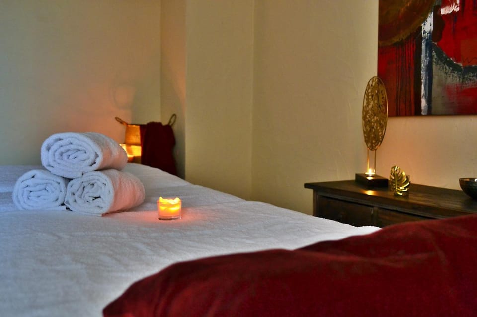 Massage, Spa and wellness centre/facilities