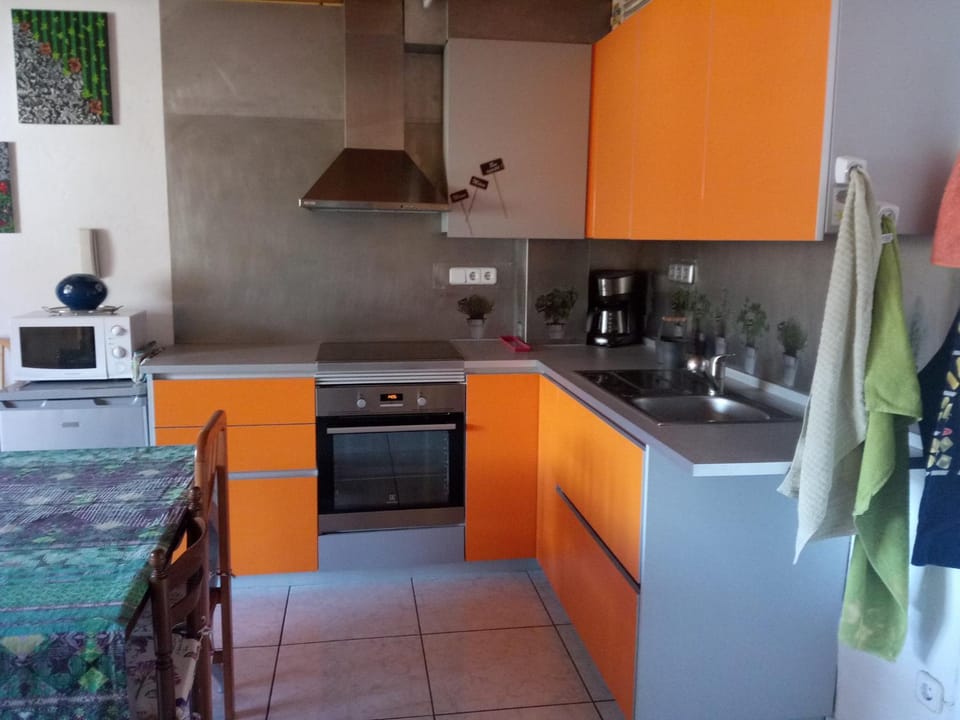 Ap-Art Apartment in Catalonia
