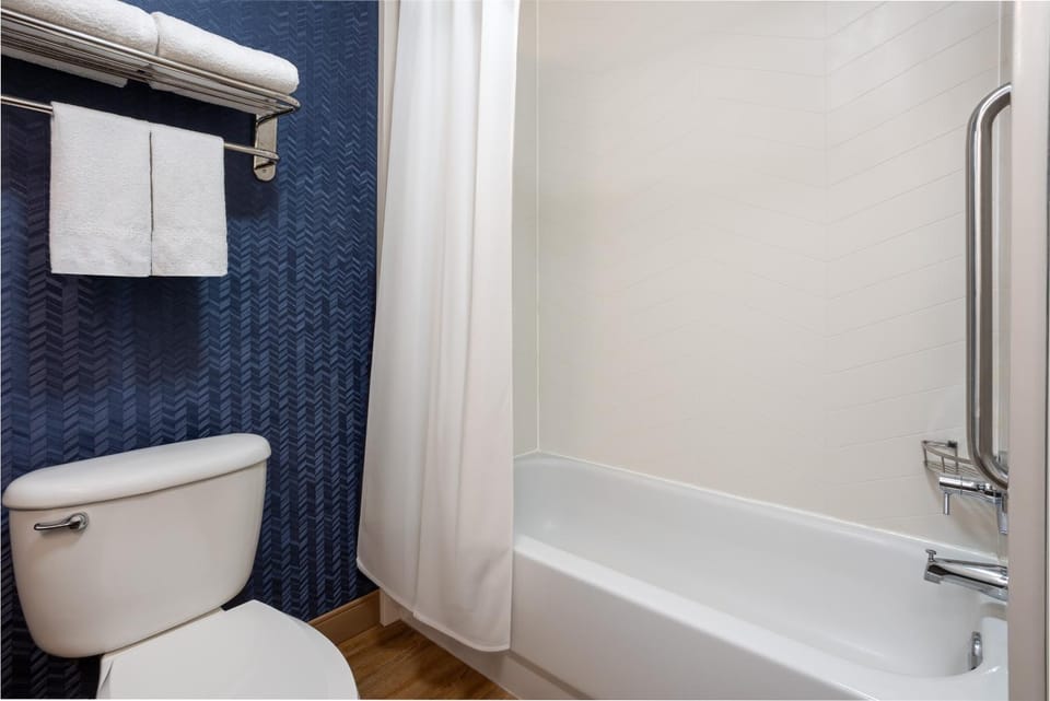 Bathroom, Bath
