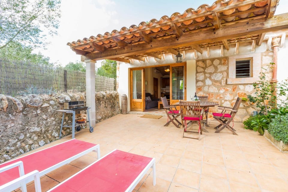 BBQ facilities, Balcony/Terrace, Dining area