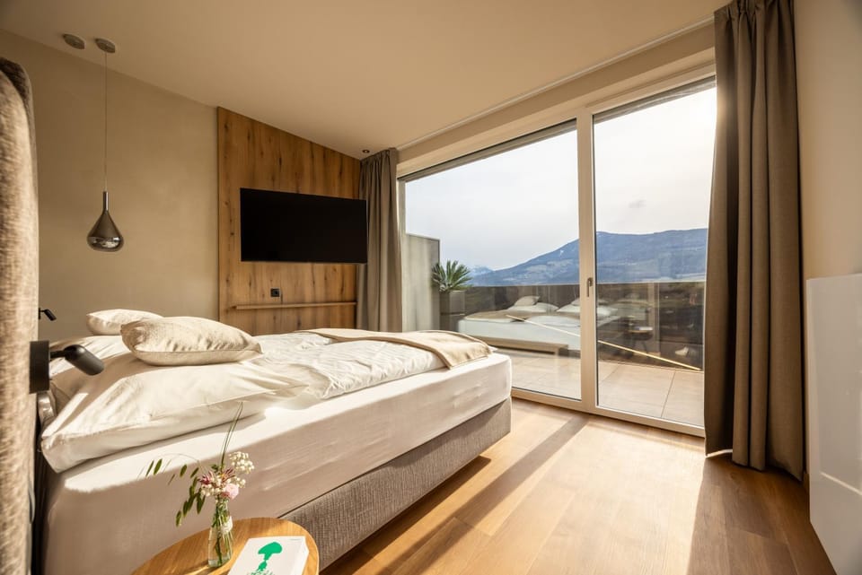 Natural landscape, Bedroom
