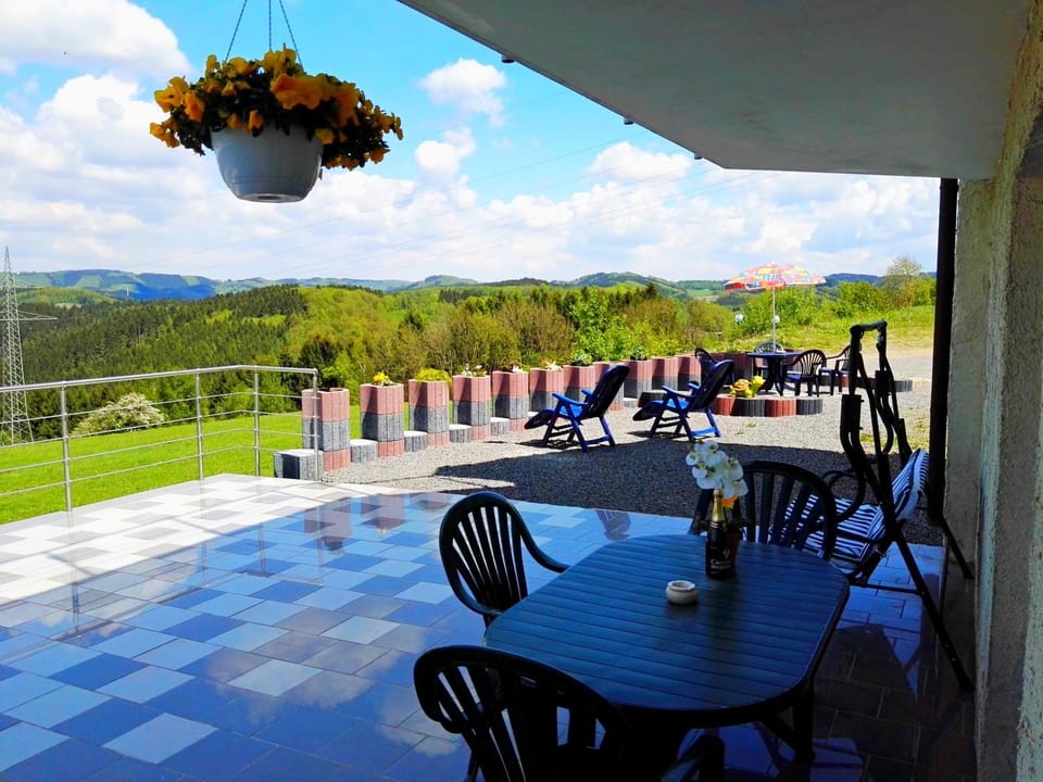 BBQ facilities, Balcony/Terrace