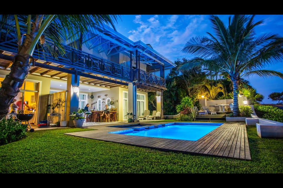 Night, Garden, On site, Garden view, Pool view, Swimming pool