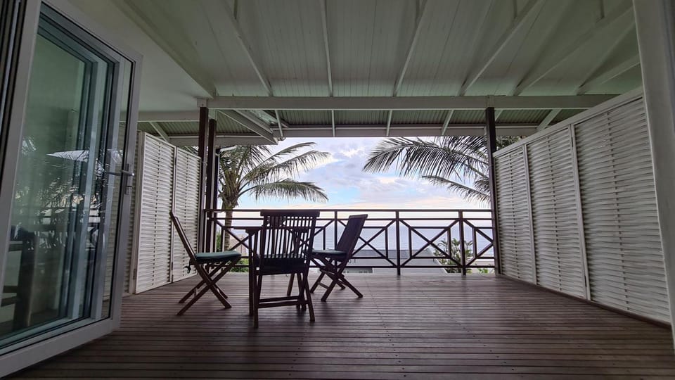 Patio, Balcony/Terrace, Seating area, Pool view, Sea view