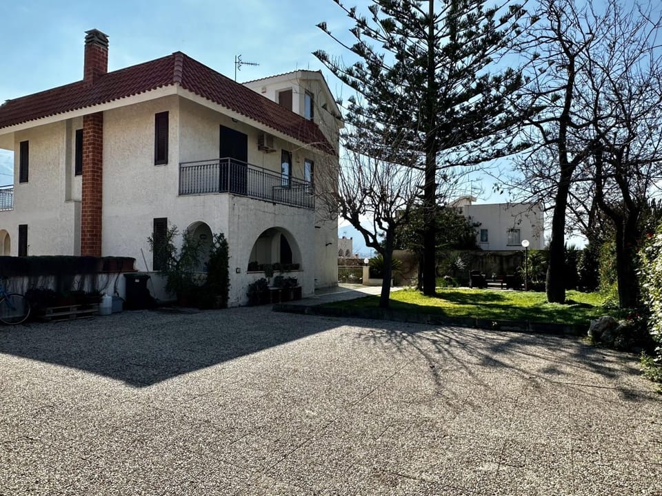 Property building, Garden, Garden view