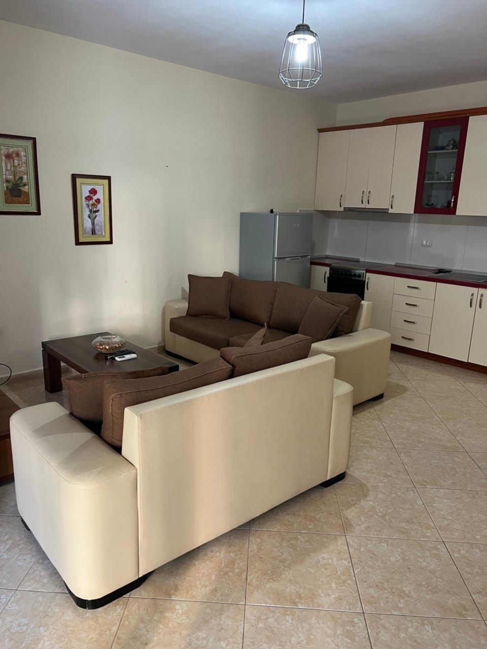 Kitchen or kitchenette, Living room, Seating area