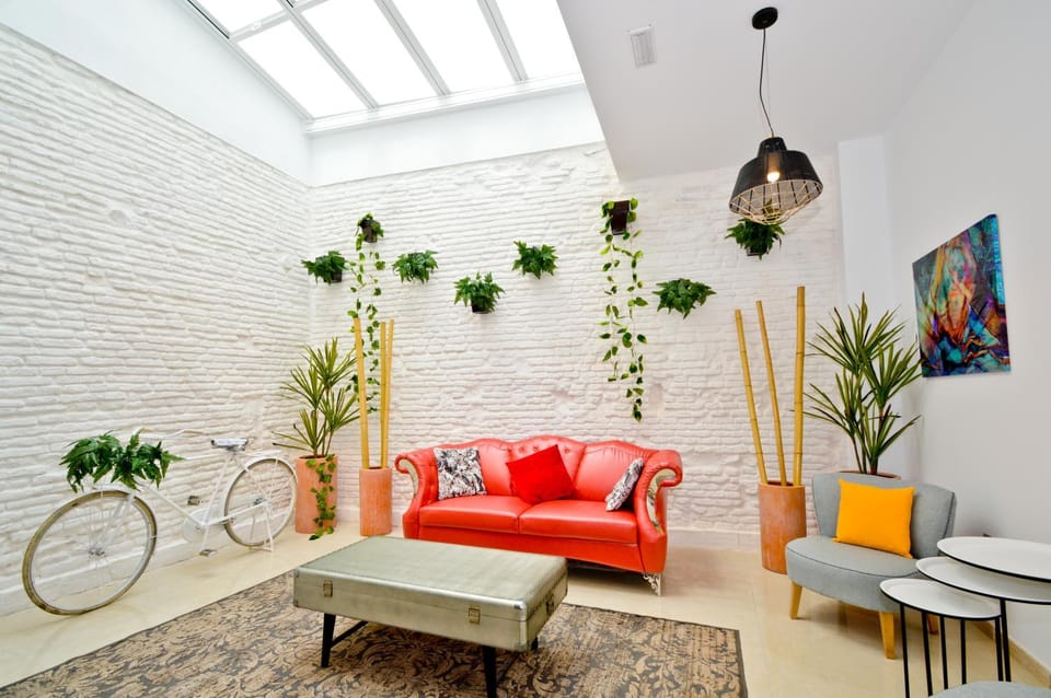 Communal lounge/ TV room