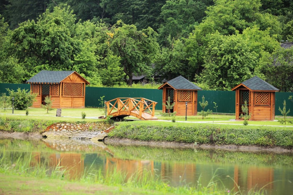 BBQ facilities, Garden, Lake view