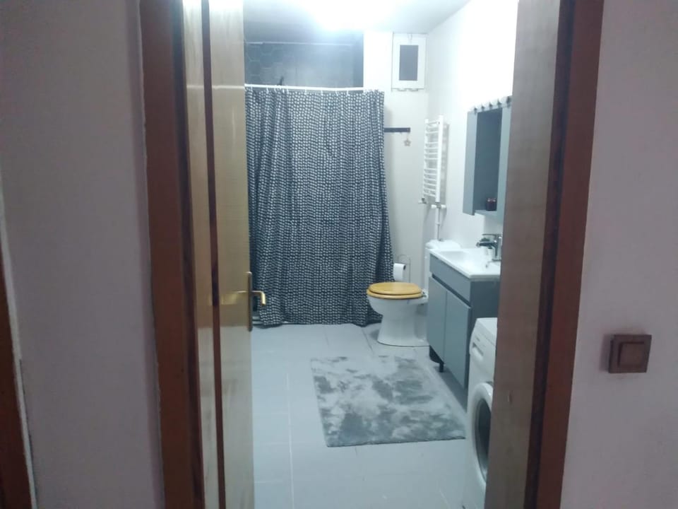 Toilet, Bathroom