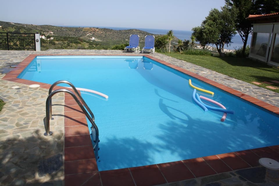 Day, Swimming pool, Swimming pool