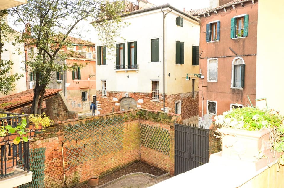 Balcony/Terrace, Garden view, River view