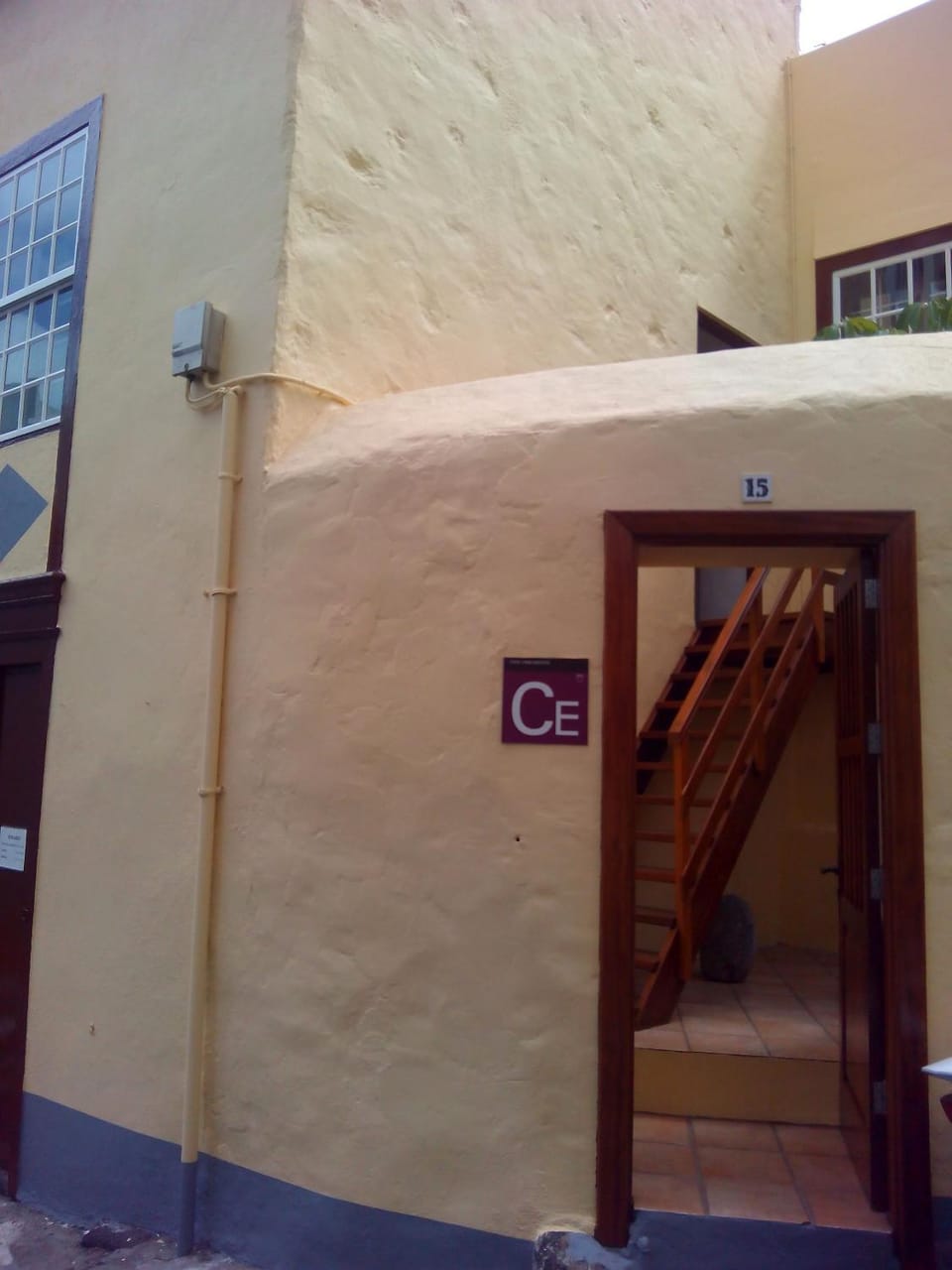 Facade/entrance