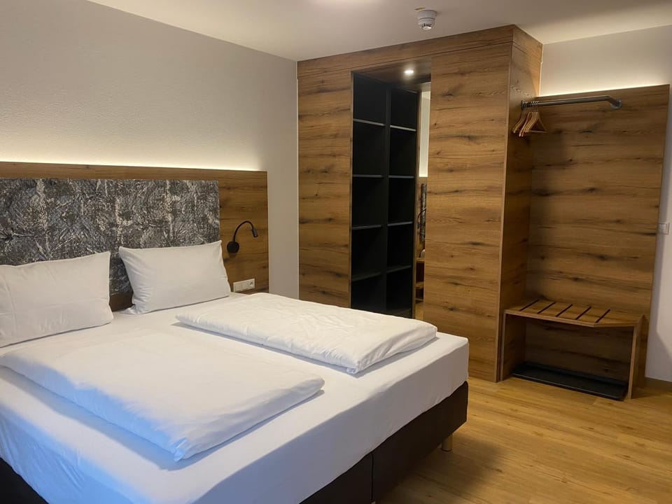 Bed, Photo of the whole room, Bedroom, wardrobe