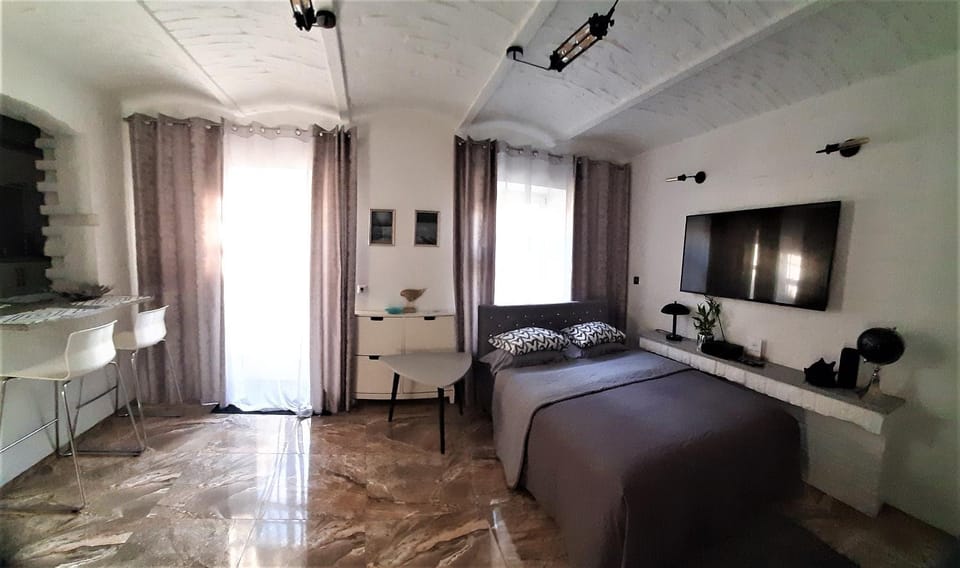 Studio Four - prywatne wejście i taras w Centrum Sopotu Apartment in Sopot