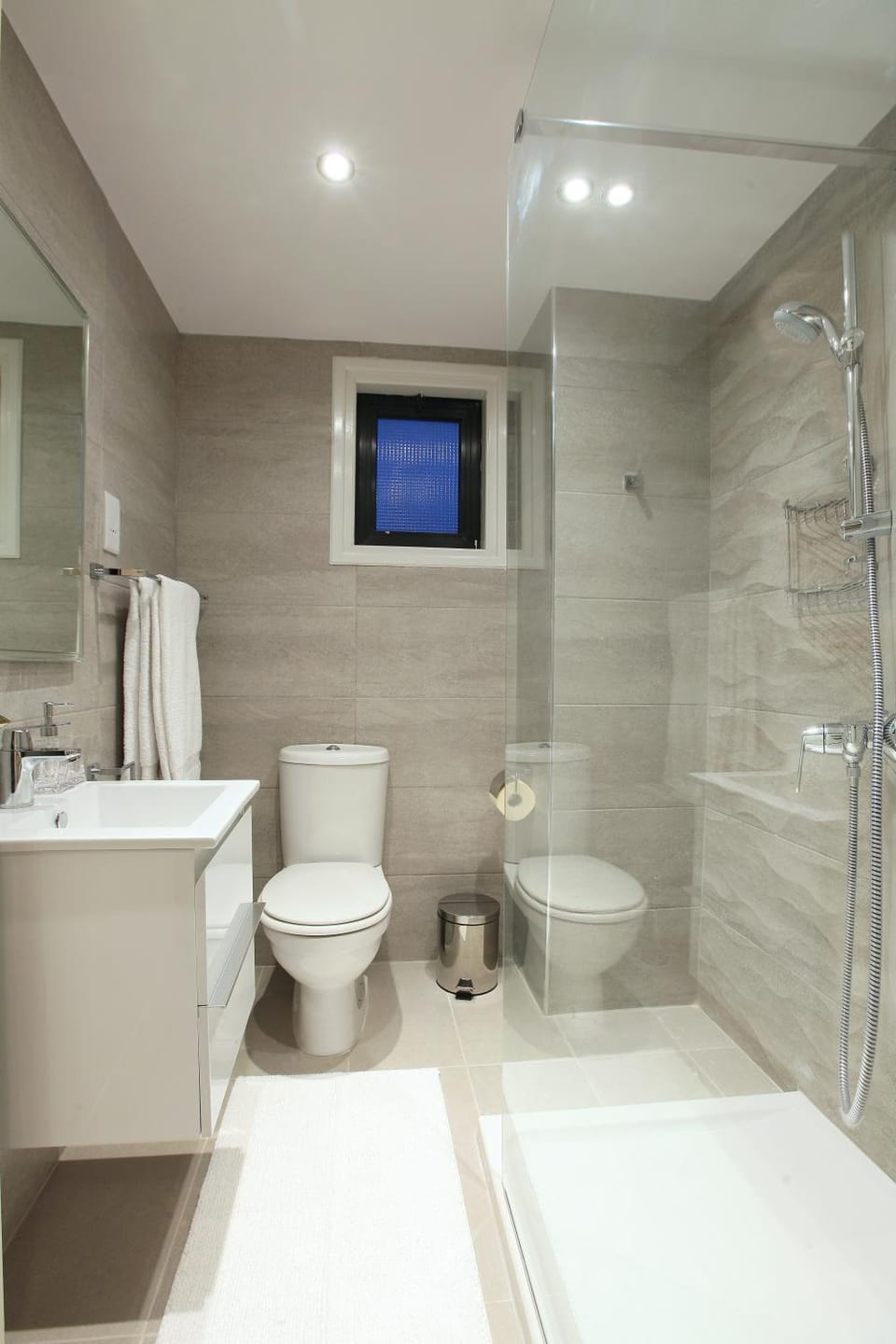 Shower, Toilet, Bathroom