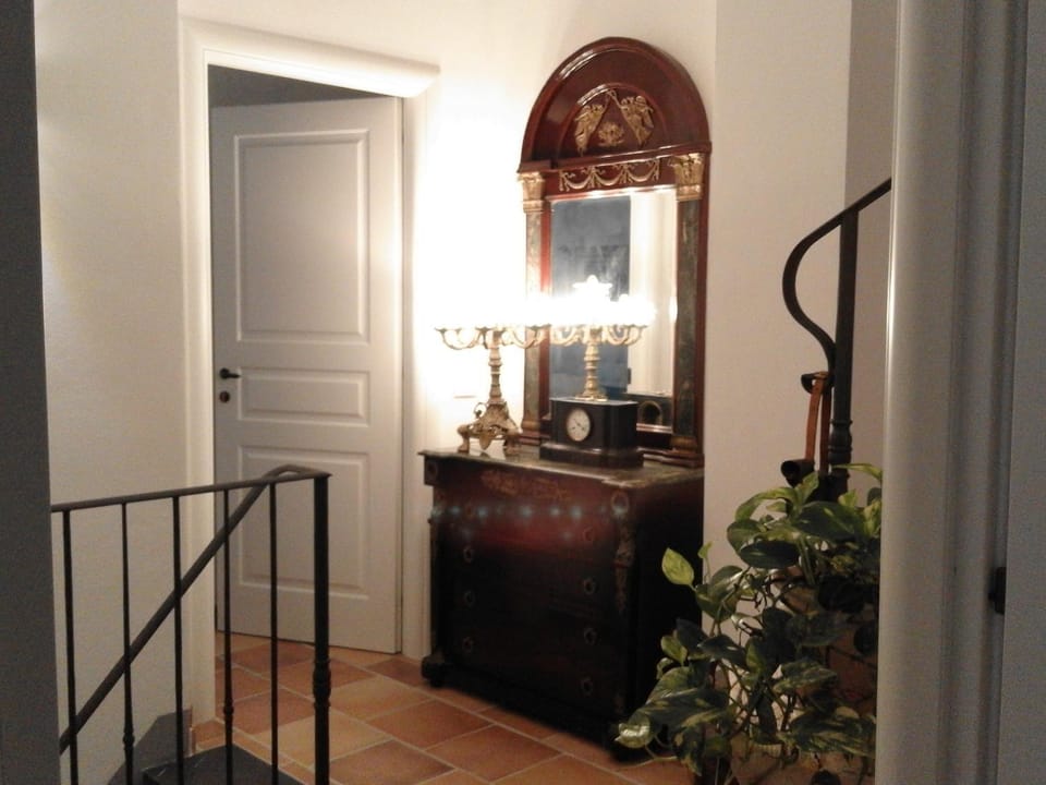 Decorative detail