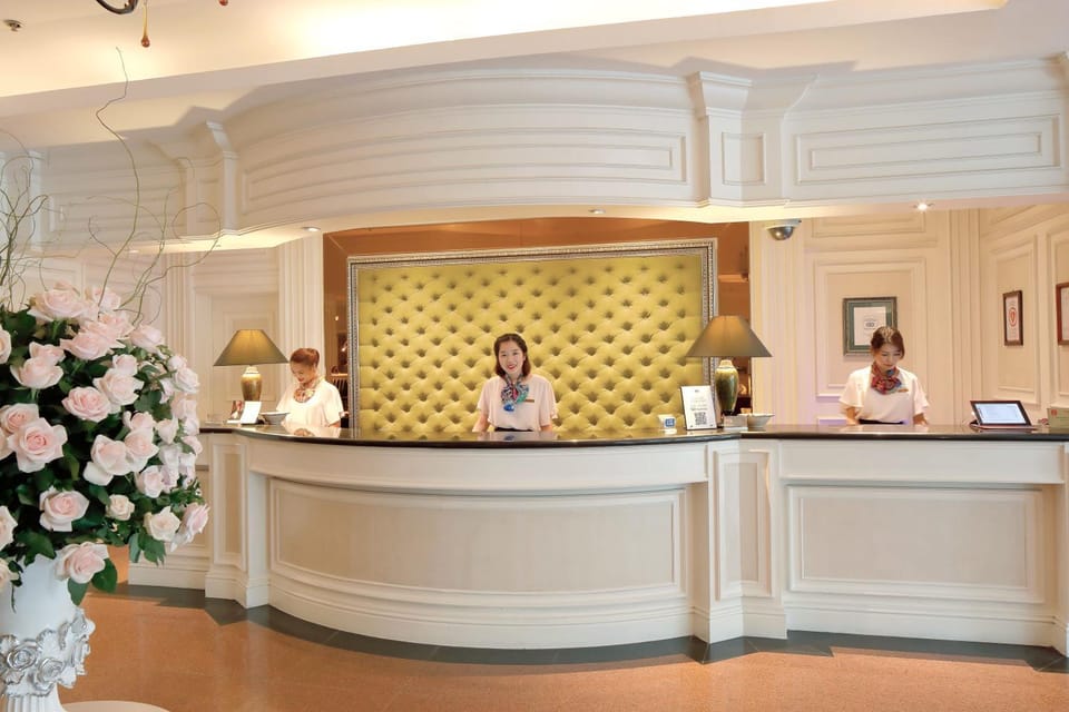 Staff, Lobby or reception