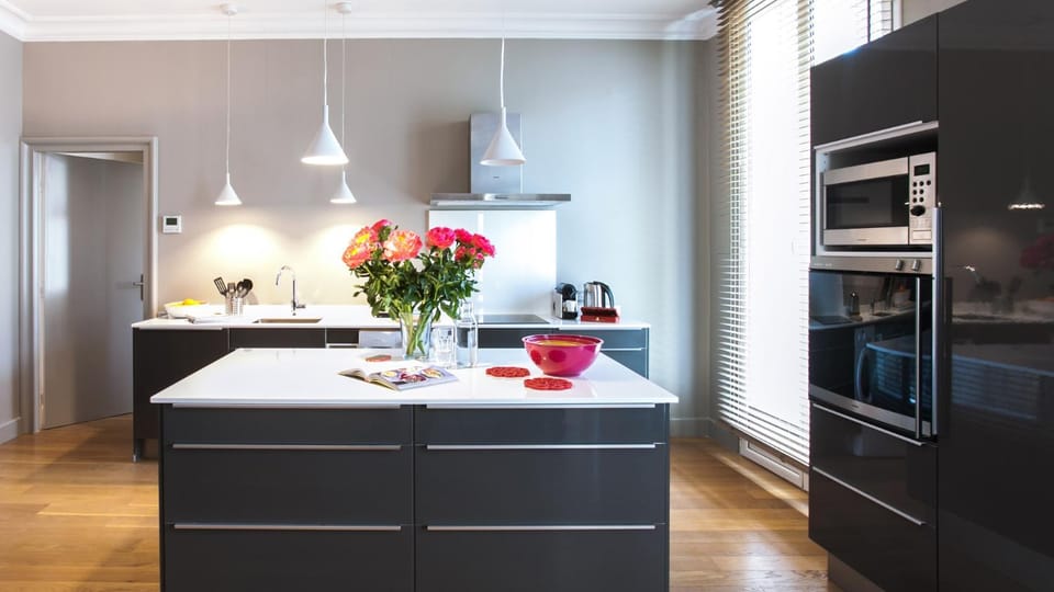 Day, Kitchen or kitchenette