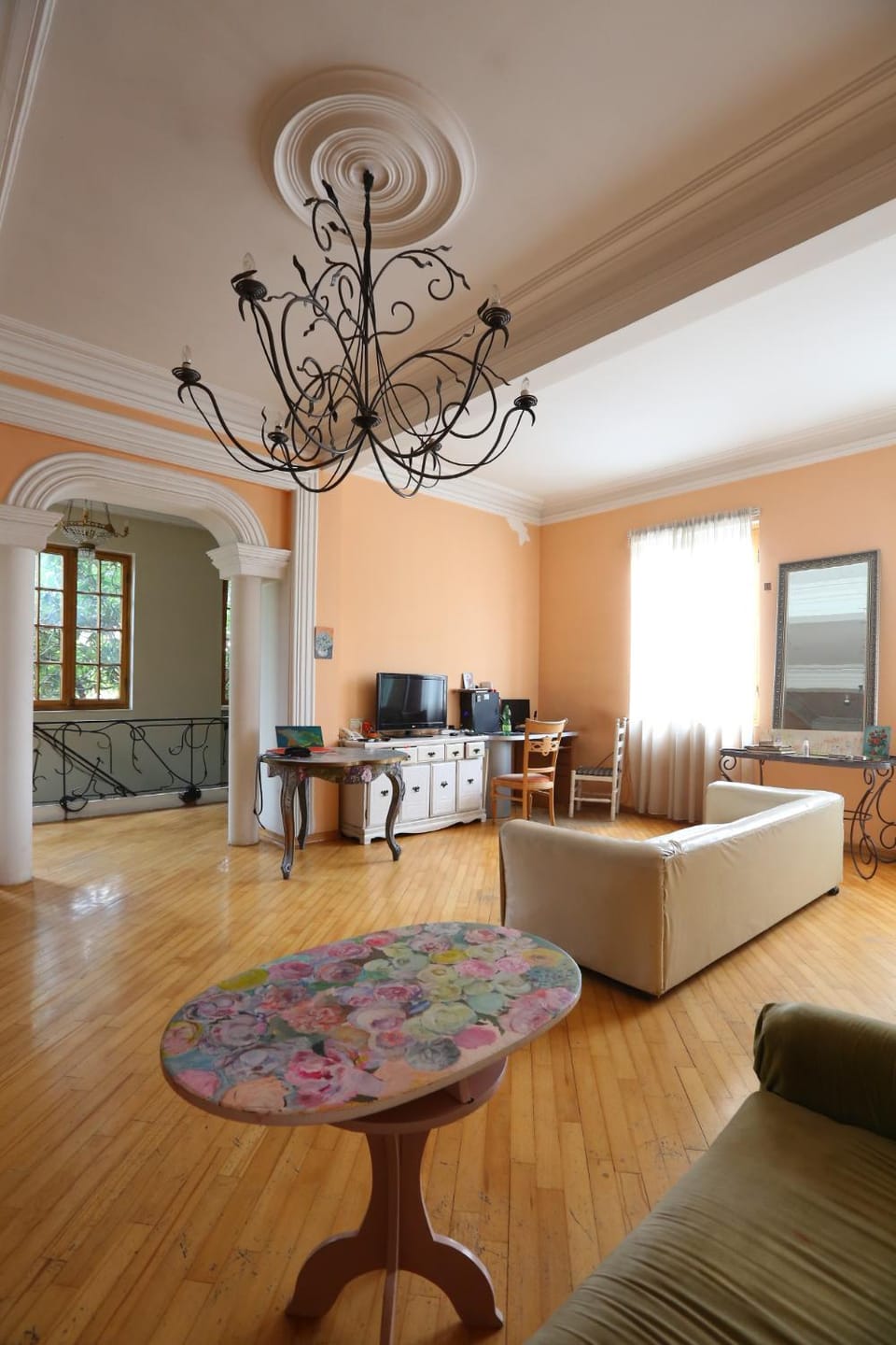 Living room, Seating area