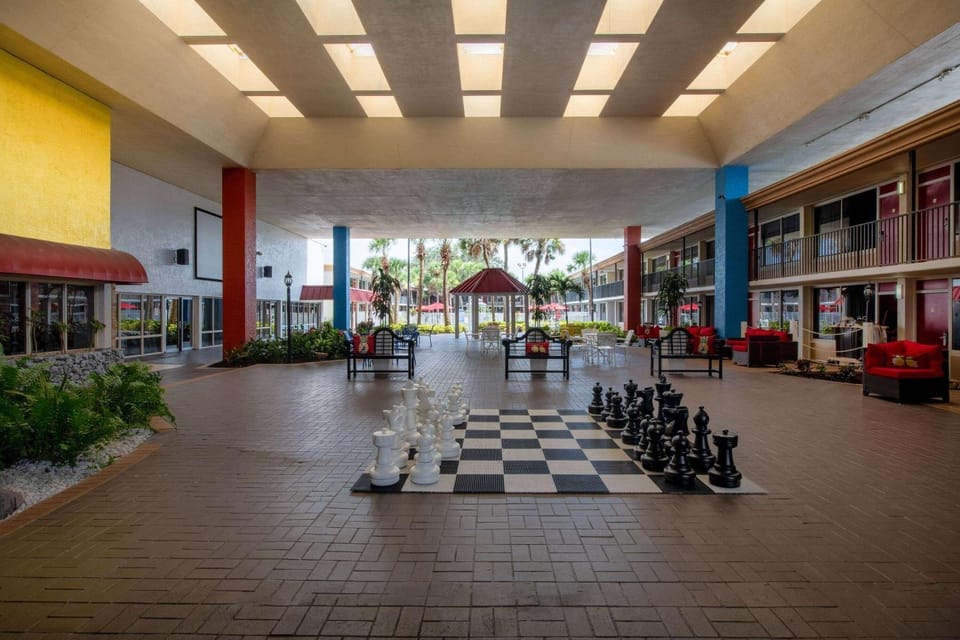 Inner courtyard view
