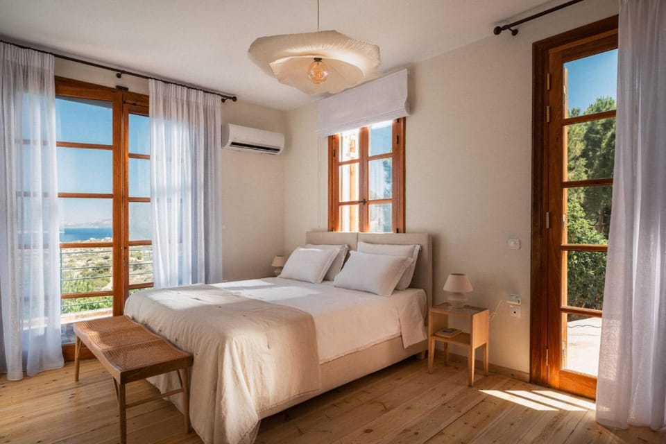 Bed, Bedroom, air conditioner