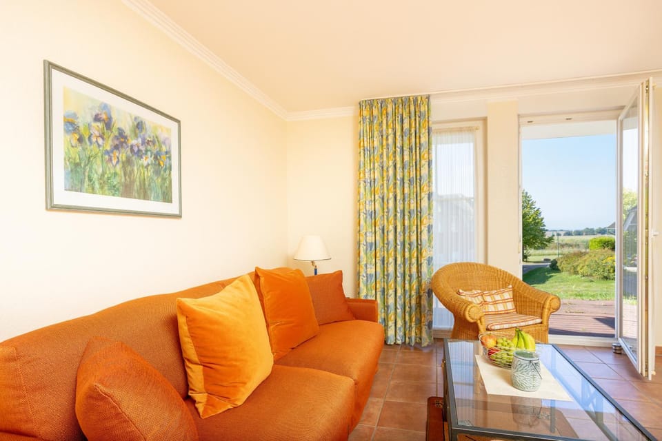 Living room, Photo of the whole room