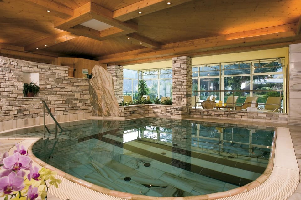 Activities, Other, Swimming pool, Swimming pool