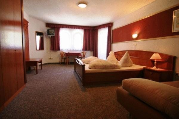 Bed, TV and multimedia