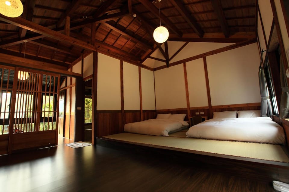 Living room, Bedroom, bunk bed