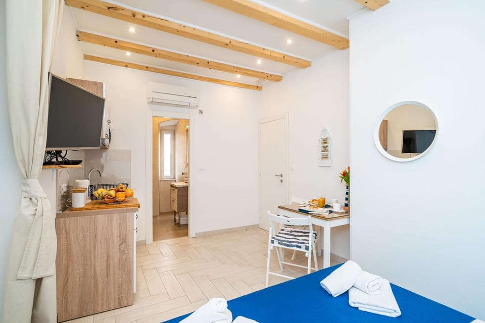 Apartment SeventySeven 77 Room SeventySeven Apartment in Dubrovnik