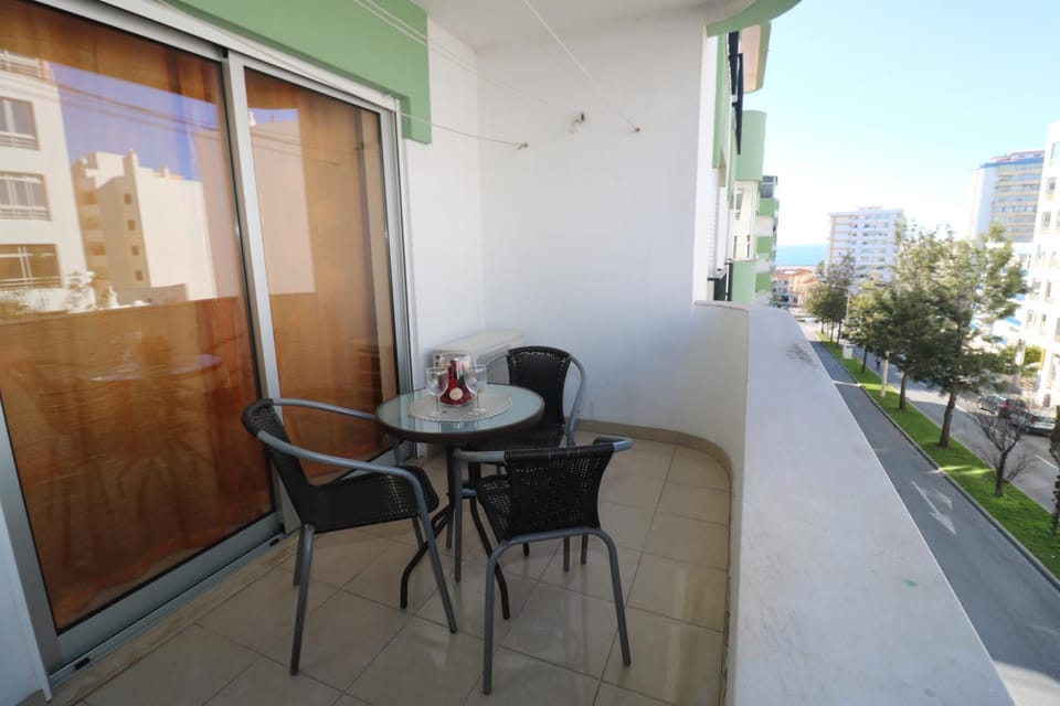 Alsol Apartment in Quarteira
