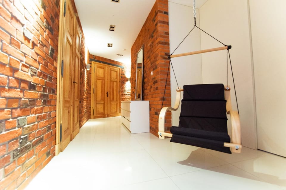 Property building, Seating area