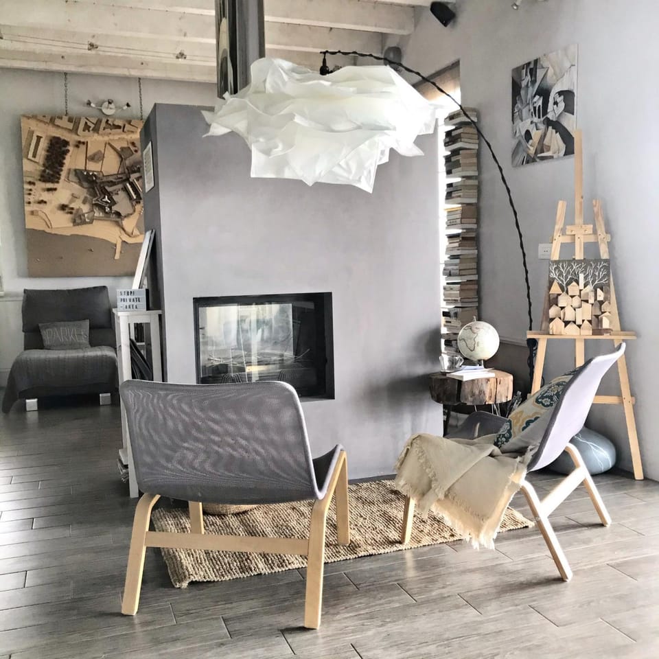 Lounge or bar
