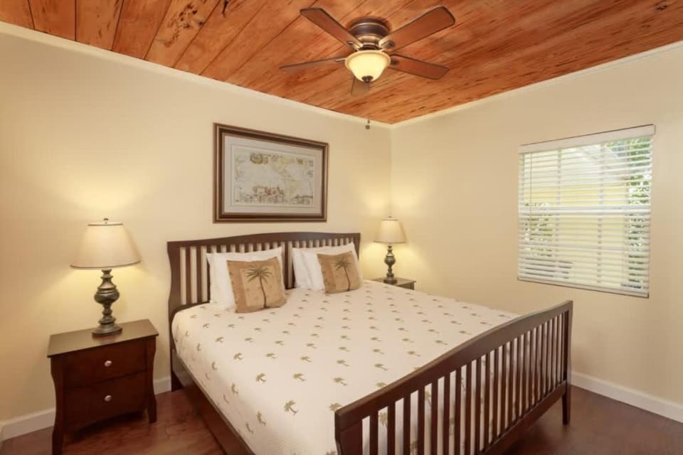 Casa del Sol - Cozy Hideaway with Pool in Grandview Heights House in West Palm Beach