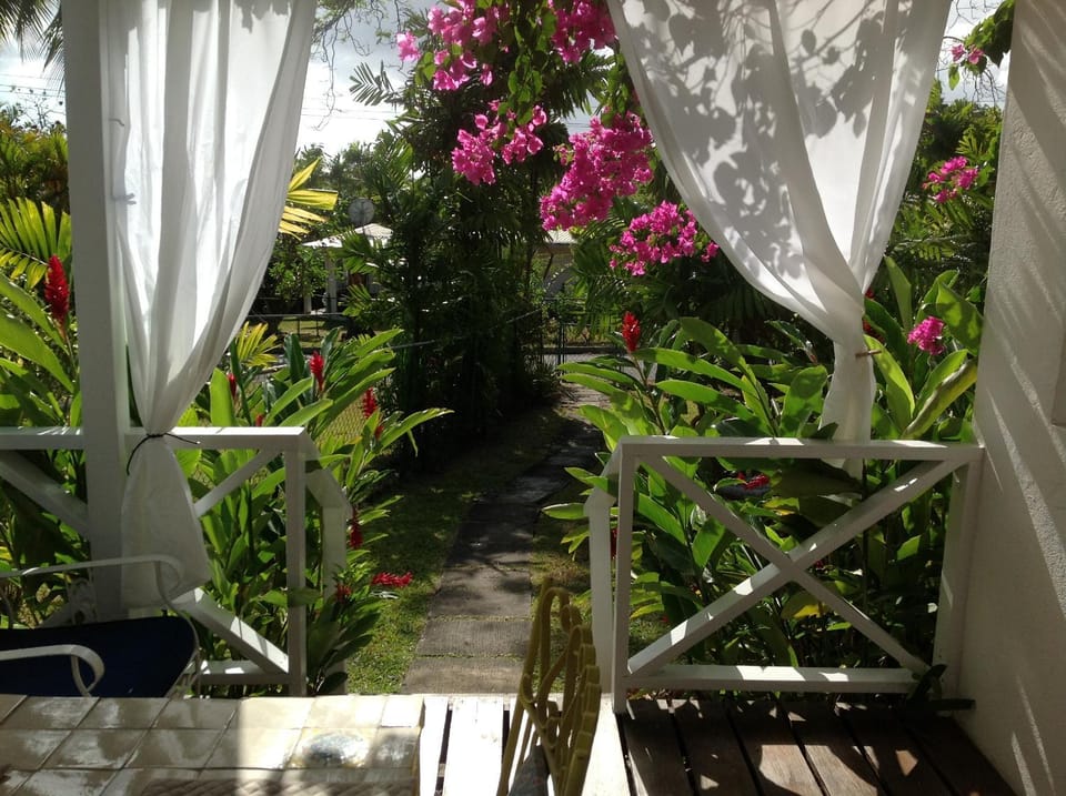 Balcony/Terrace, Dining area, Garden view