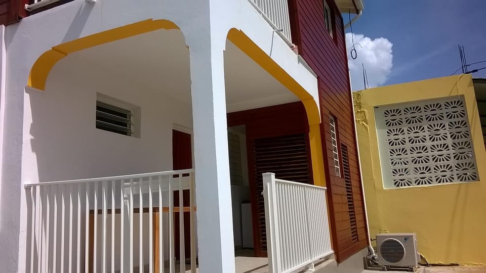 Property building, Day