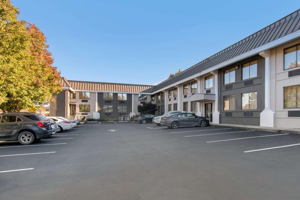 Property building, On site