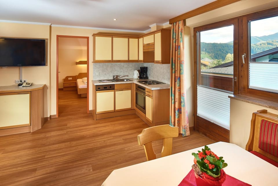 Kitchen or kitchenette, Photo of the whole room