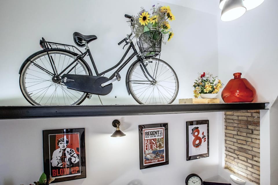 Decorative detail