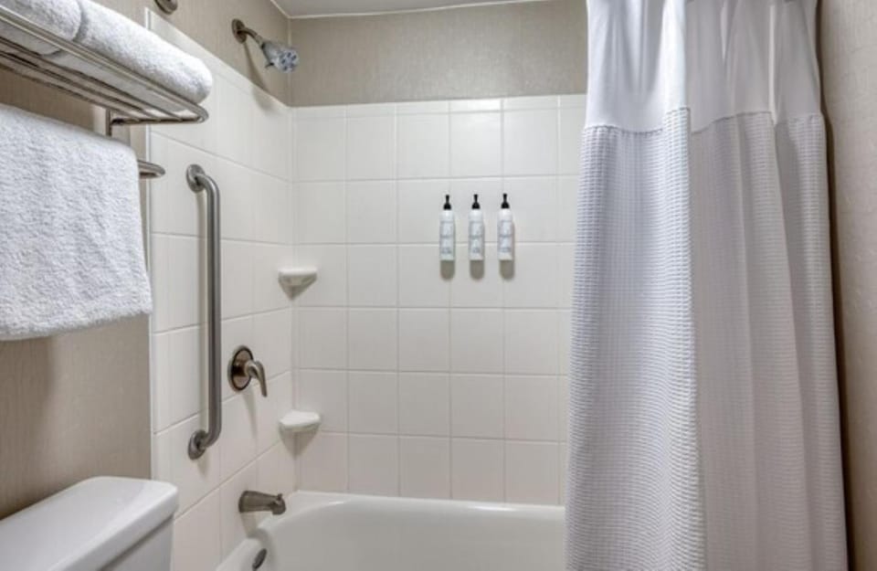 Bathroom, Bath