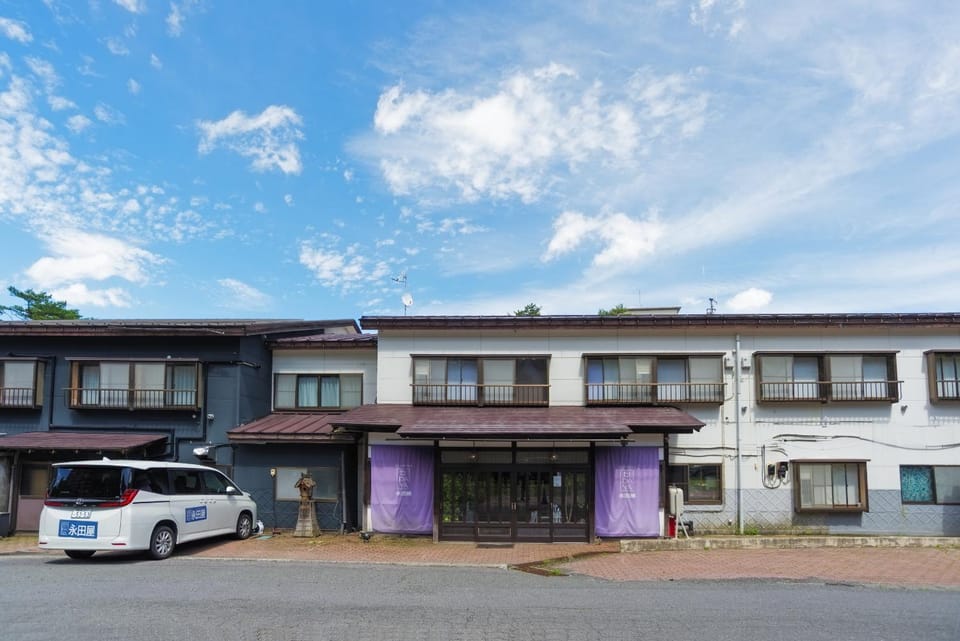 Property building, Day