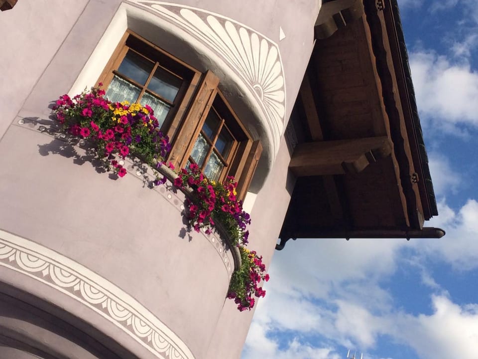 Property building, Balcony/Terrace