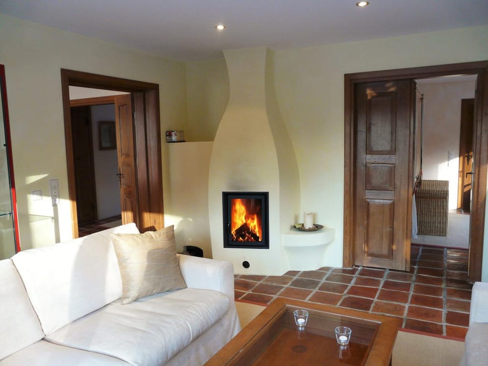 Living room, Photo of the whole room