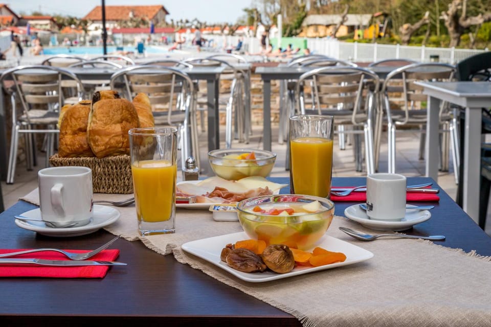 Buffet breakfast