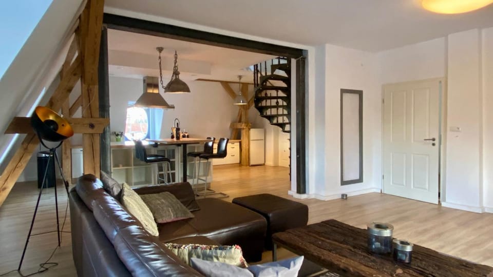 Living room, Photo of the whole room