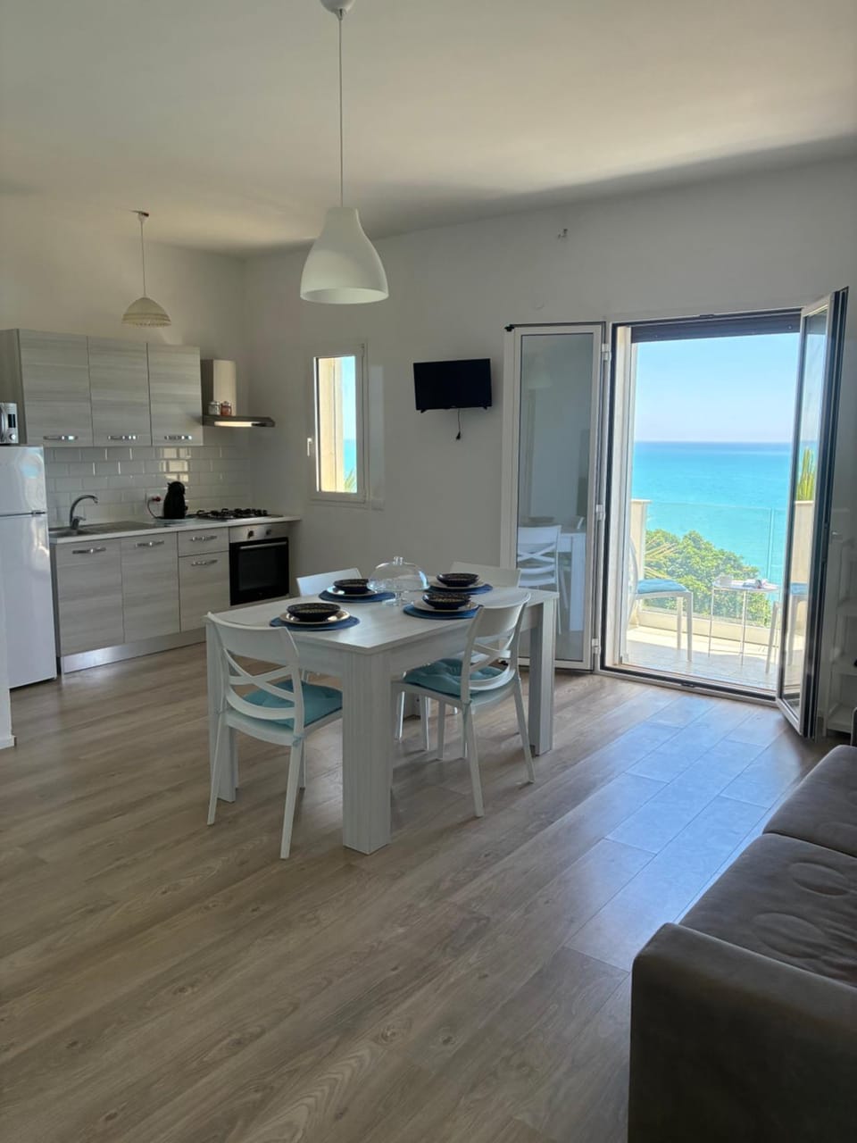 Balcony/Terrace, kitchen