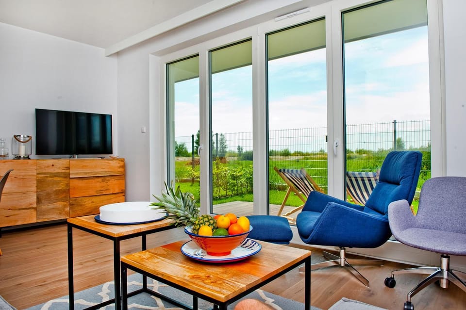 Living room, Photo of the whole room