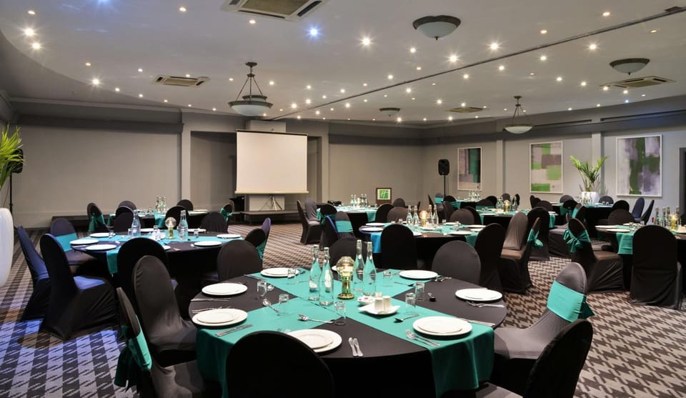 Banquet/Function facilities, Meeting/conference room