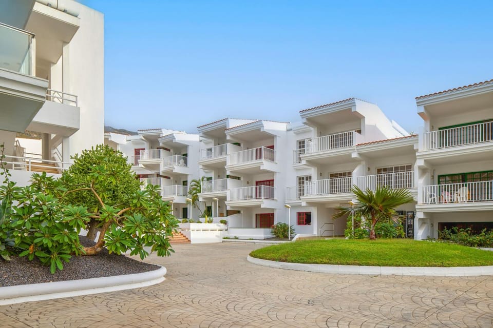 Garden, Balcony/Terrace